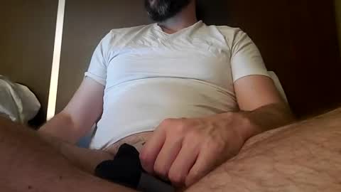 Snapshot of hippopotamus7 chatting on February 17, 4:31 am hippopotamus7 online show from February 17, 4:31 am