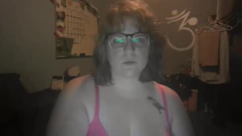 Hippy online show from June 10, 11:25 pm