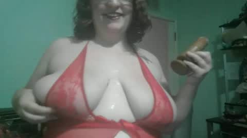 Hippy online show from June 22, 3:25 am
