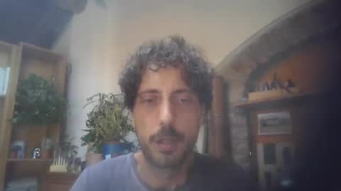 hitmenoww online show from August 7, 10:13 am