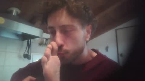 hitmenoww online show from April 12, 8:51 am