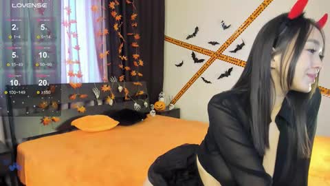  Hitomi  online show from October 21, 5:45 am