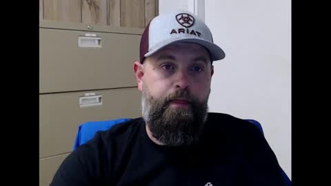 Hold The Door online show from December 14, 12:33 am