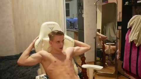 Extaz  Athrey  Howard online show from September 14, 5:47 pm