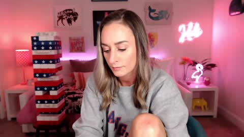 Holi Hurricane online show from November 23, 4:43 am