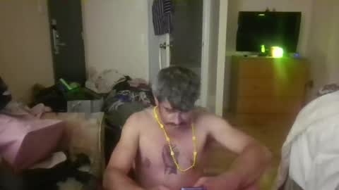 hollinsgg online show from July 15, 12:10 pm