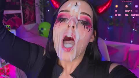 Lux online show from September 30, 6:40 pm