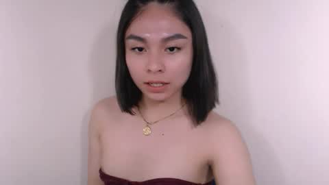 hollyaki69 online show from February 10, 3:37 pm