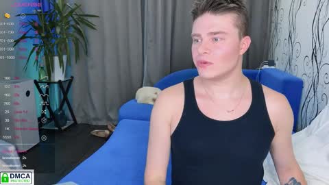 holy_eggs_00 online show from November 5, 9:06 pm