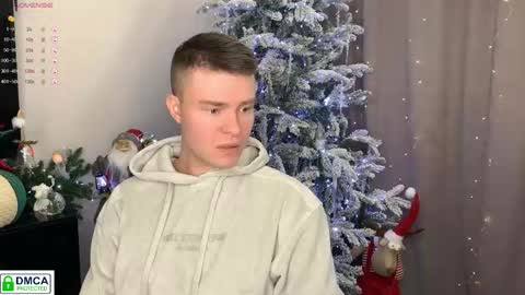 holy_eggs_00 online show from December 15, 11:45 pm