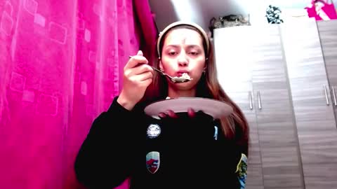 Juli online show from February 19, 2:33 am