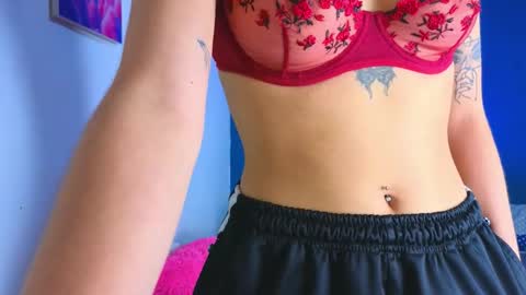      online show from November 22, 9:19 am