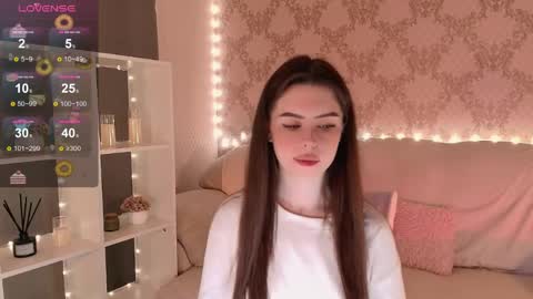 Mia online show from April 19, 3:40 am