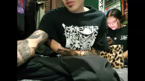 homeinvasion online show from December 14, 7:46 pm