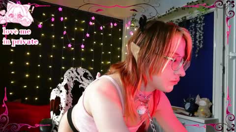 Honelints boyblonde hair AsterMIntfemboybrown hair online show from February 20, 8:55 pm