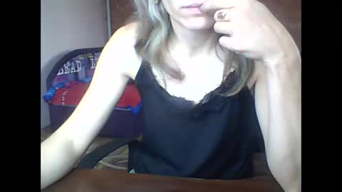 honey0bunny35 online show from December 14, 8:02 am