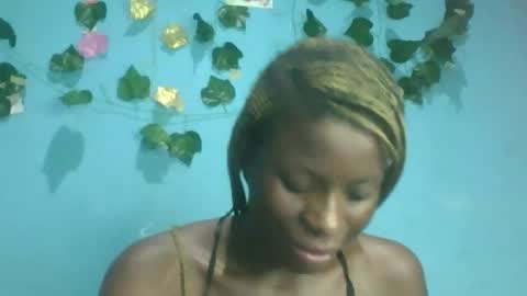 Queen online show from October 3, 9:56 pm