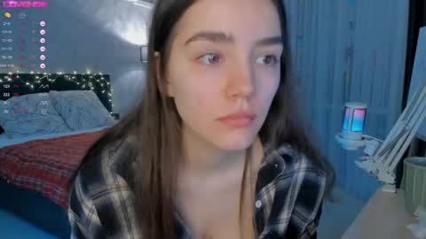 Chantal online show from October 25, 5:46 pm