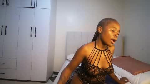 honey drop online show from April 5, 1:41 pm