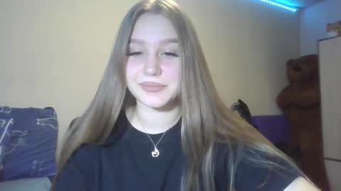 honey_lolaaa online show from October 18, 3:38 pm