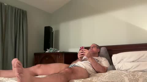 honey_man14 online show from October 22, 10:00 pm