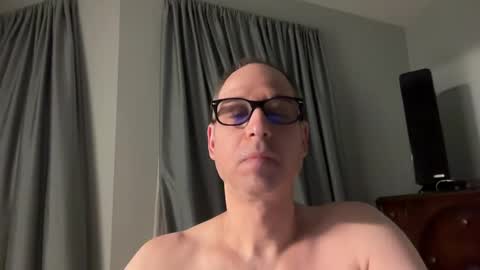 honey_man14 online show from January 27, 10:06 pm