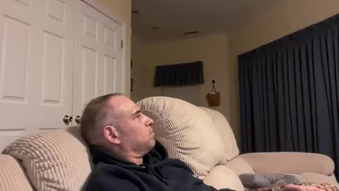 honey_man14 online show from February 28, 6:21 am