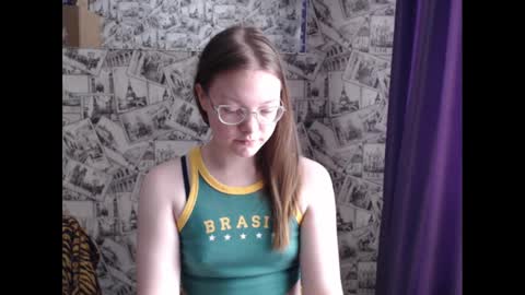 Lina online show from March 2, 9:10 am