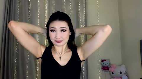 yani  online show from February 20, 11:07 pm