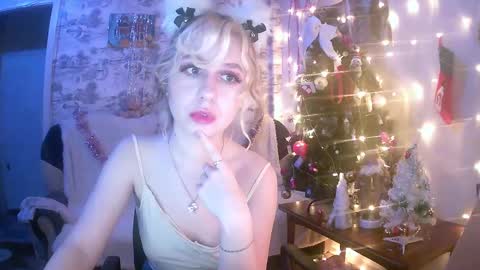 Lucille online show from December 29, 12:52 am