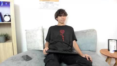 honeymoon_sariel online show from September 8, 7:35 pm