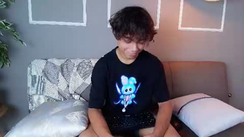 honeymoon_sariel online show from July 6, 3:03 pm