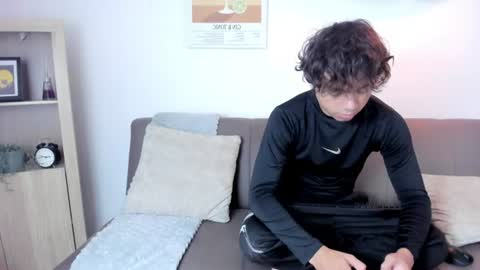 honeymoon_sariel online show from June 17, 1:38 pm