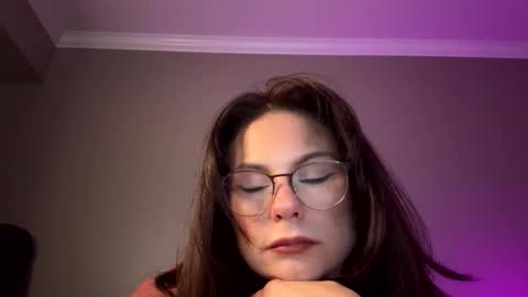 honeyobsessed online show from November 9, 2:15 am