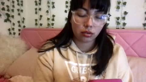 honeyyy89 online show from February 3, 2:53 am