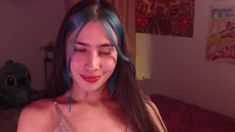    online show from December 12, 1:32 am