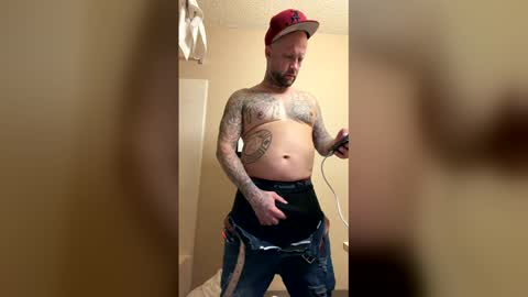 hooliganbilly2 online show from February 18, 8:52 pm