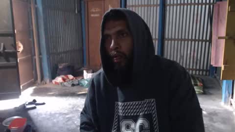 horhoar online show from December 1, 2:42 am