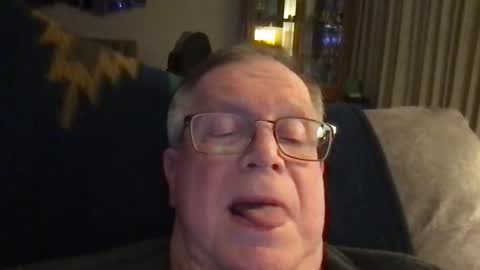 horndog online show from March 8, 8:18 am