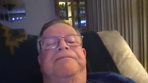 horndog online show from April 12, 8:07 am