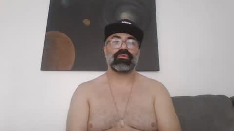 Showing off gets me off online show from July 12, 8:56 pm