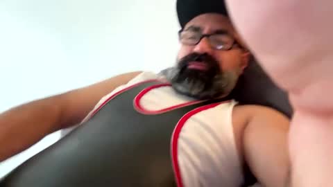 Showing off gets me off online show from December 20, 1:22 pm