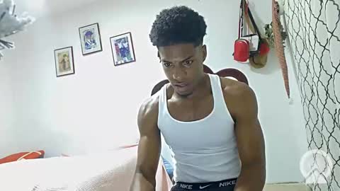 Snapshot of horneyguy2399 chatting on January 8, 10:48 pm sugarbaby online show from January 8, 10:48 pm