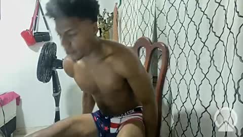 Snapshot of horneyguy2399 chatting on February 10, 1:03 am sugarbaby online show from February 10, 1:03 am