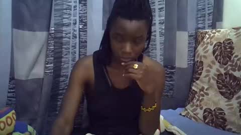 Leila online show from June 2, 7:05 pm