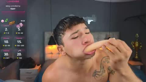 horny_nick18 online show from September 9, 1:33 pm
