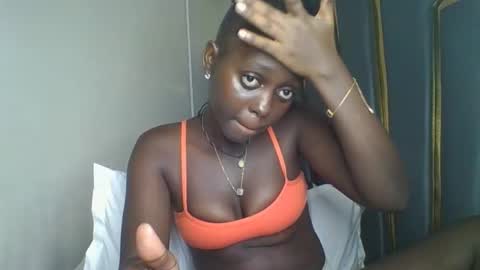 Bella online show from November 17, 10:07 am