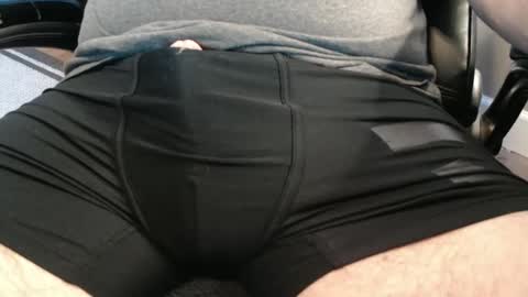 hornydawg50 online show from December 18, 5:10 pm