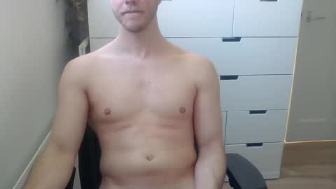 hornydutchman69 online show from March 21, 2:44 pm