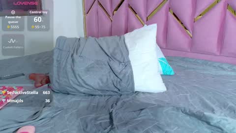 Valentina  online show from October 12, 1:48 pm